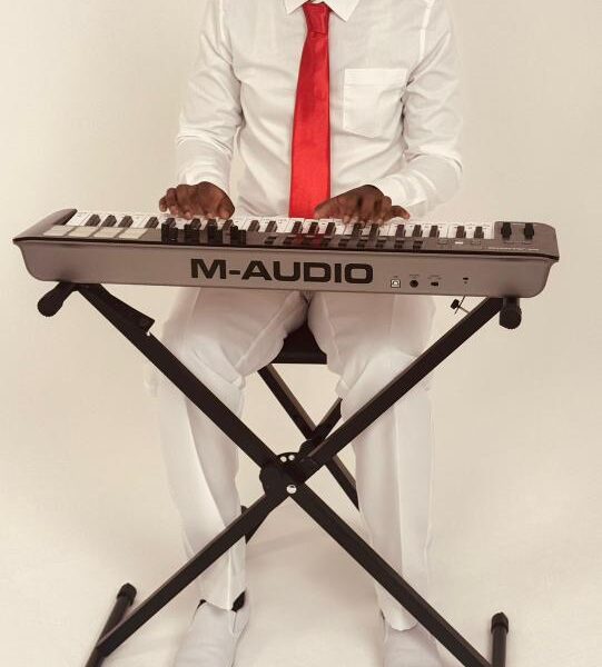 Jarju Binks Unveils Poignant Visuals for His Lo-Fi Single “Are You Scared of Love”