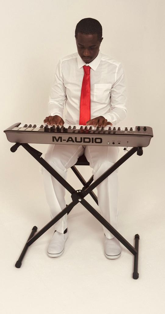 Artist ‘Natural910’ one of the best inspirational and professional achievements in music industry, Leonard Magazine Jarju Binks Unveils Poignant Visuals for His Lo-Fi Single “Are You Scared of Love”